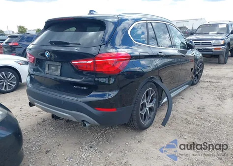 2018 BMW X1 xDrive28I из США, поврежденный, VIN WBXHT3C35J3H30459